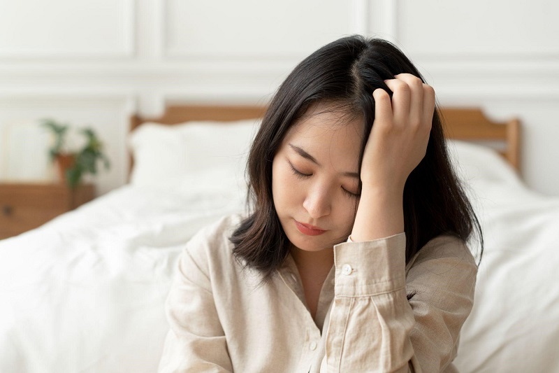 6 bí quyết giảm tình trạng cô bé khô hạn