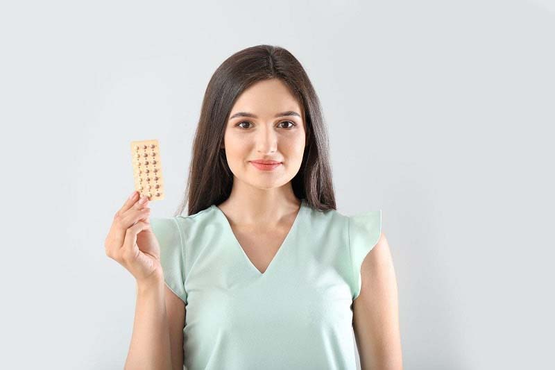 Kinh nguyệt không đều uống thuốc tránh thai được không?