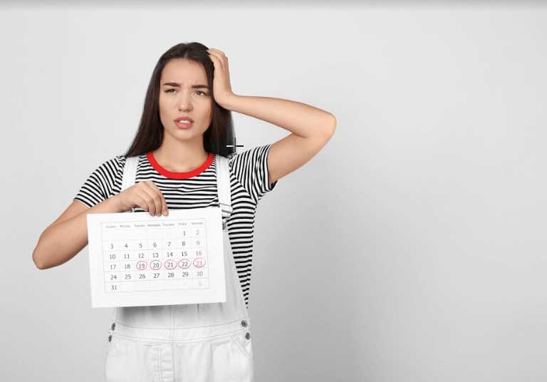 Tại sao có hiện tượng kinh nguyệt kéo dài một tháng?