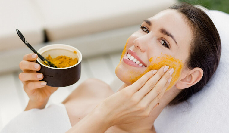 Bật mí cách trị tàn nhang bằng nghệ đơn giản tại nhà